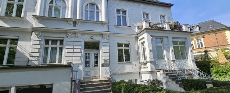 Großzügige Dachgeschosswohnung in Lichterfelder Altbau zu verkaufen!